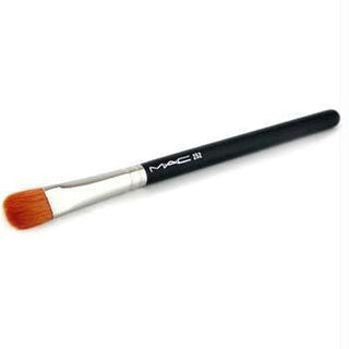 Mac 252 Synthetic Large Shader Brush - AllurebeautypkMac 252 Synthetic Large Shader Brush