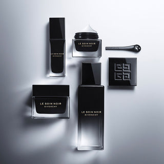 Givenchy Le Soin Noir Rituel Set Le Soin Noir Creme Yeux 15Ml+Noir Creme 50Ml+Noir Serum 30Ml+2Spon - AllurebeautypkGivenchy Le Soin Noir Rituel Set Le Soin Noir Creme Yeux 15Ml+Noir Creme 50Ml+Noir Serum 30Ml+2Spon