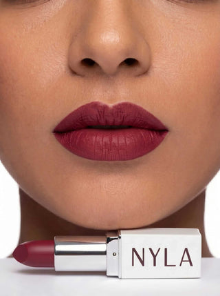 Nyla Cosmetic Lipstick - 8 Auroras