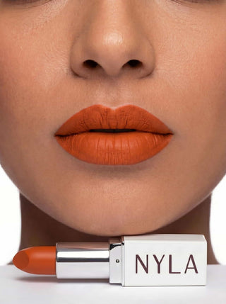 Nyla Cosmetic Lipstick - 10 Stab