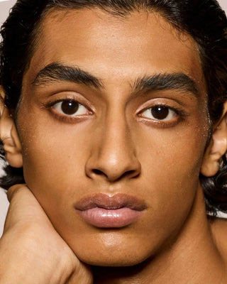 Fenty Beauty By Rihanna Gloss Bomb Luminizer