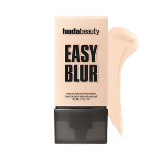 Huda Beauty Easy Blur Foundation