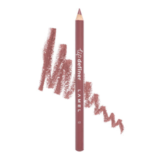 Lamel lip definer pencil with sample lines on a white background