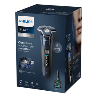 Philips shaver packaging with product image and branding on a white background