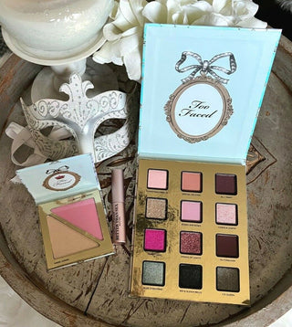 Too Faced Enchanted Beauty Unbearably Glam 3Pec Makeup Set - AllurebeautypkToo Faced Enchanted Beauty Unbearably Glam 3Pec Makeup Set