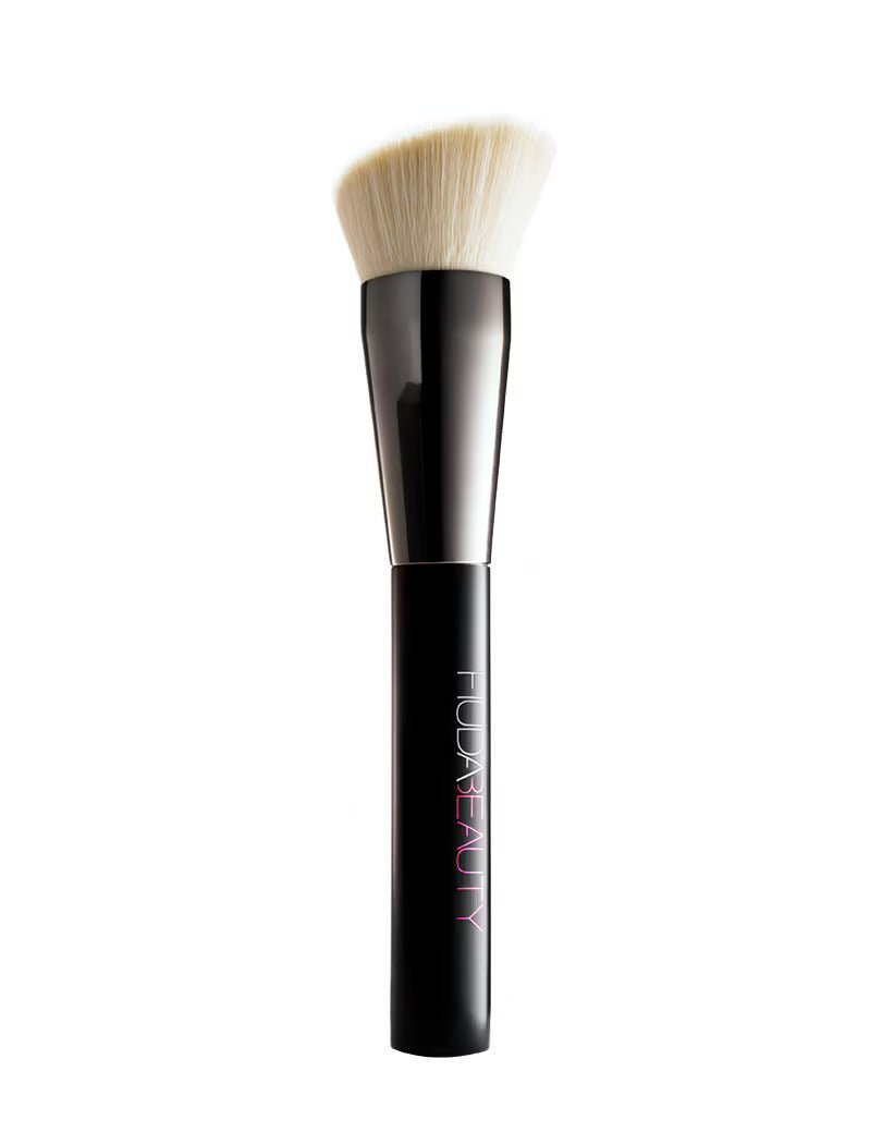 Huda Beauty Face Buff & Blend Complexion Brush - AllurebeautypkHuda Beauty Face Buff & Blend Complexion Brush