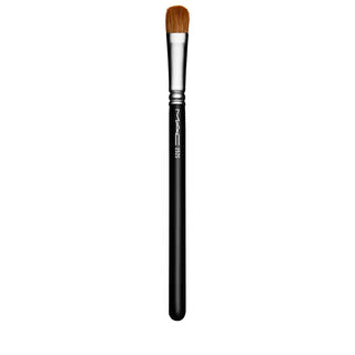 Mac 252 Synthetic Large Shader Brush - AllurebeautypkMac 252 Synthetic Large Shader Brush